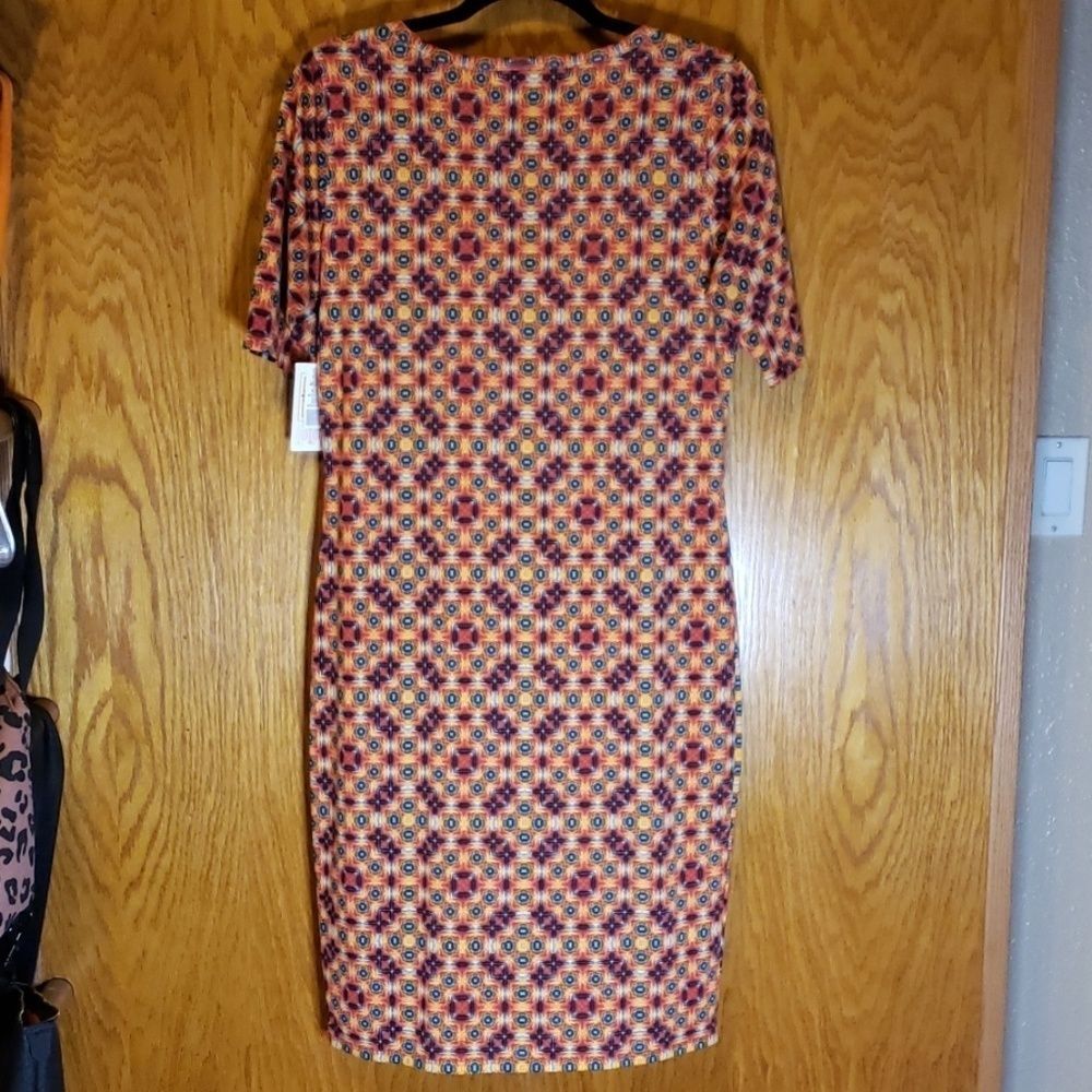 NEW Bright LuLaRoe Julia Sz Medium - Picture 2 of 7